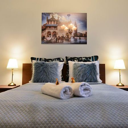 La Gioia Elegant Spacious Apartment Krasków Εξωτερικό φωτογραφία